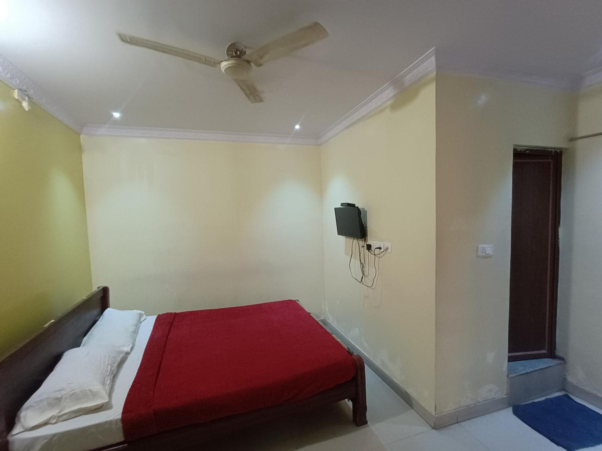 Hotel Malnad Grand Inn Kumbalgod Eksteriør bilde