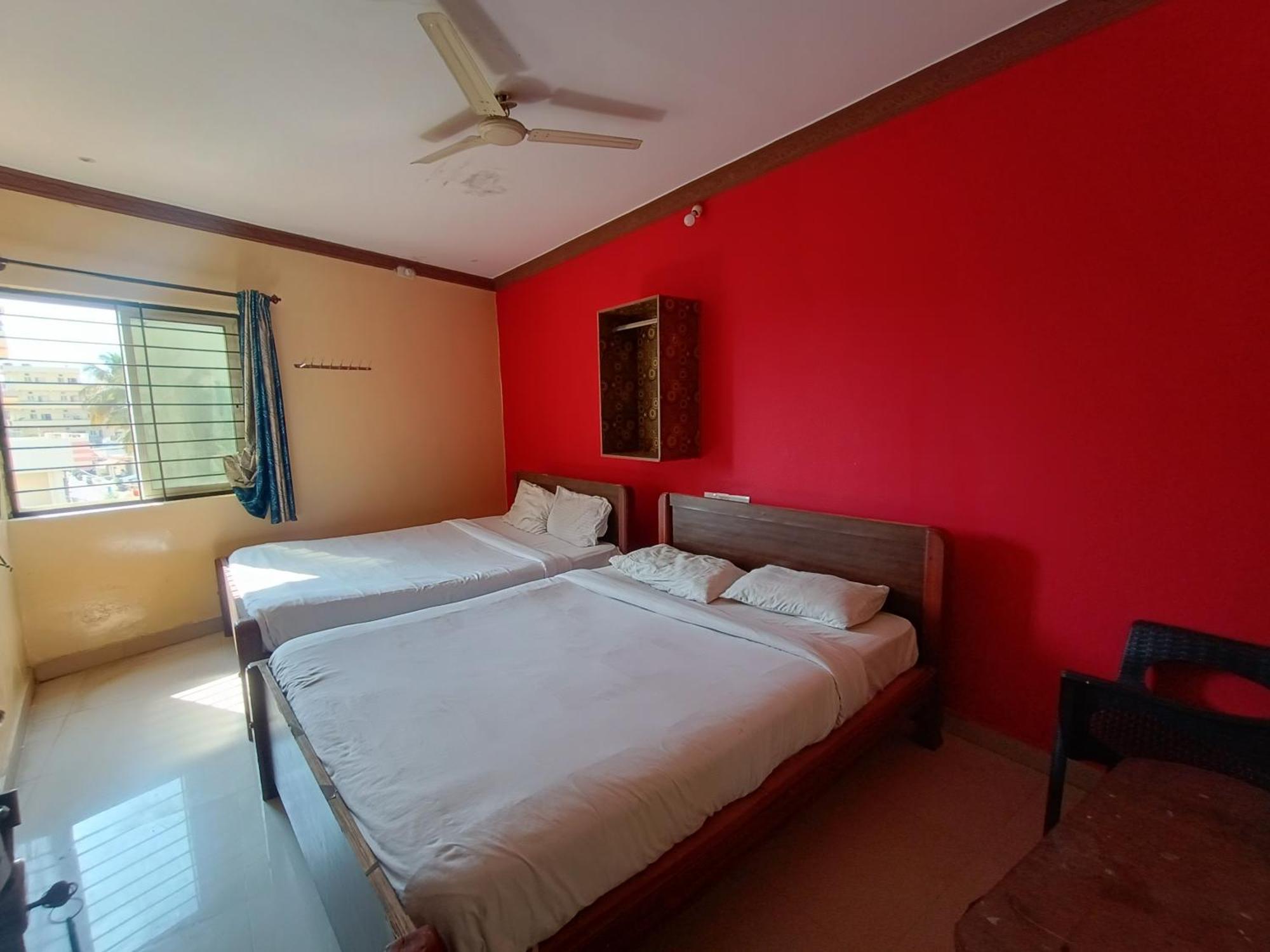Hotel Malnad Grand Inn Kumbalgod Eksteriør bilde