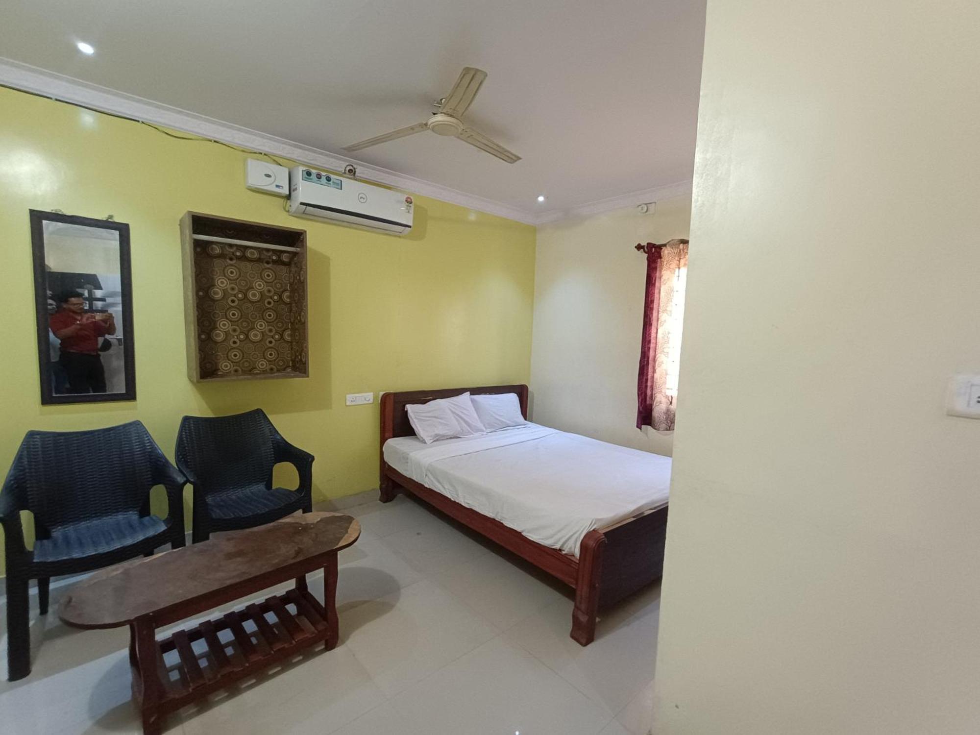 Hotel Malnad Grand Inn Kumbalgod Eksteriør bilde