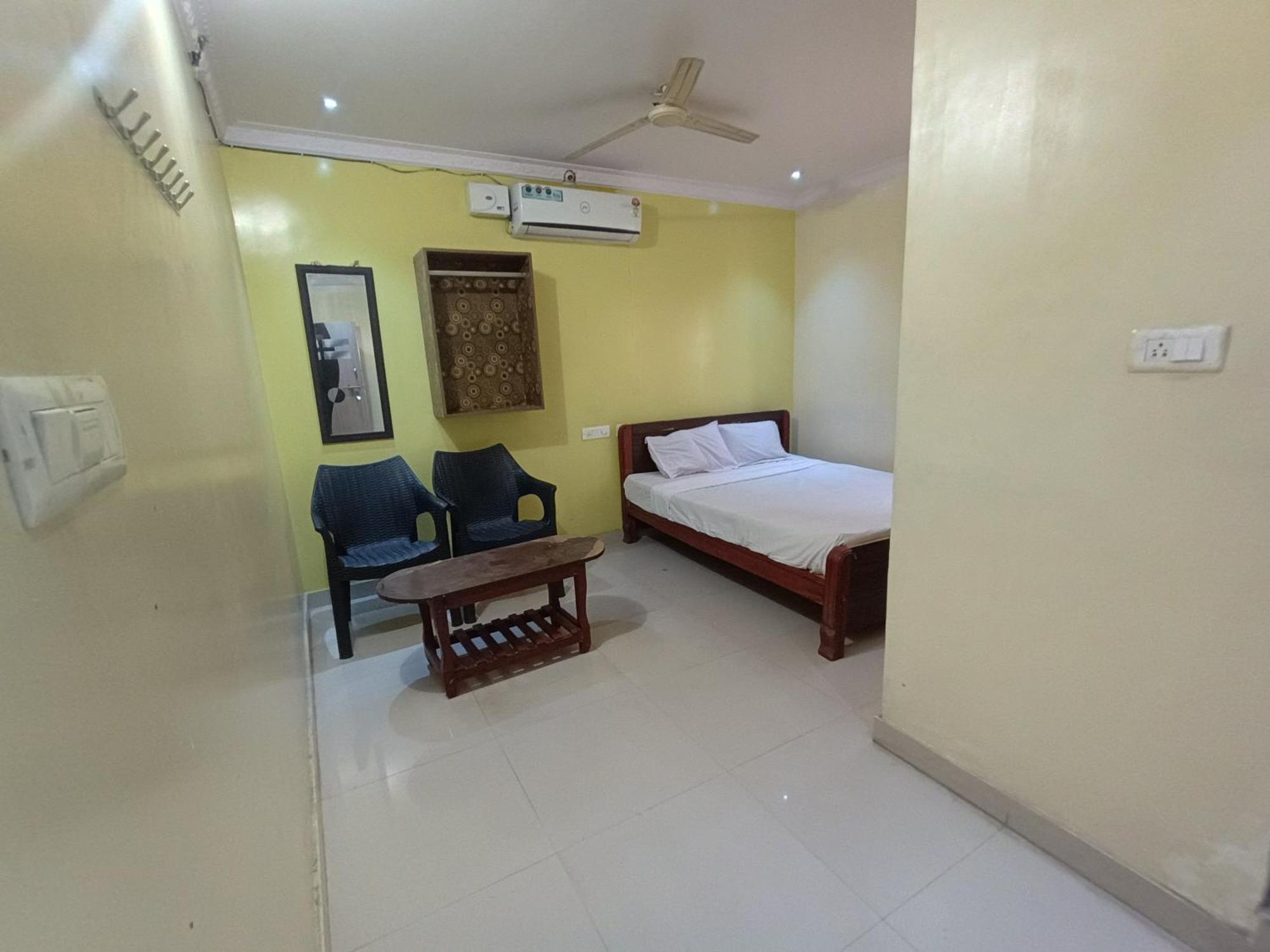 Hotel Malnad Grand Inn Kumbalgod Eksteriør bilde