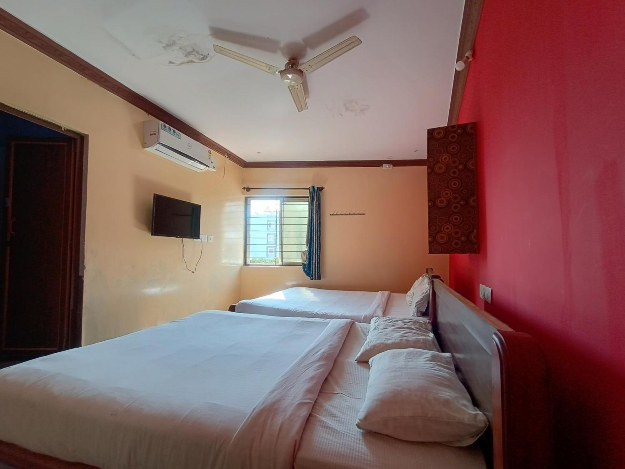 Hotel Malnad Grand Inn Kumbalgod Eksteriør bilde